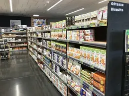 magasin-bio-biocoop-champ-libre-47-villeneuve-sur-lot-bias-rayon-biscuits-gateaux-sucreries.webp