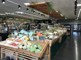 magasin-bio-biocoop-champ-libre-47-villeneuve-sur-lot-bias-rayon-fruits-et-legumes.webp